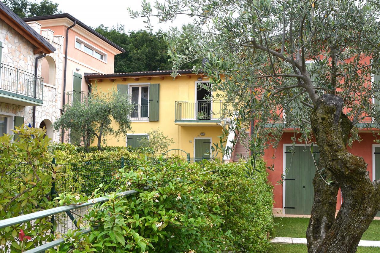 Residenza Alle Torri With Pool Torri Del Benaco Exterior foto